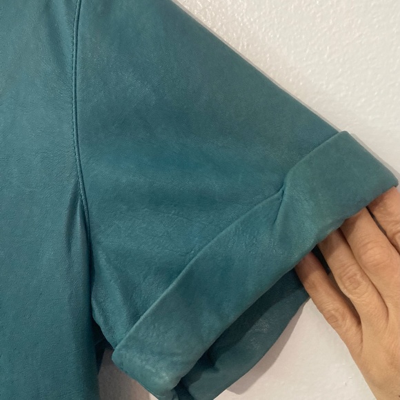 DIANE VON FURSTENBURG Genuine Leather Pocket Tee (Fits Sz 6-8) - Picture 7 of 15